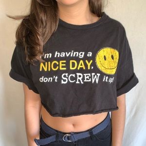 Nice Day cropped tee